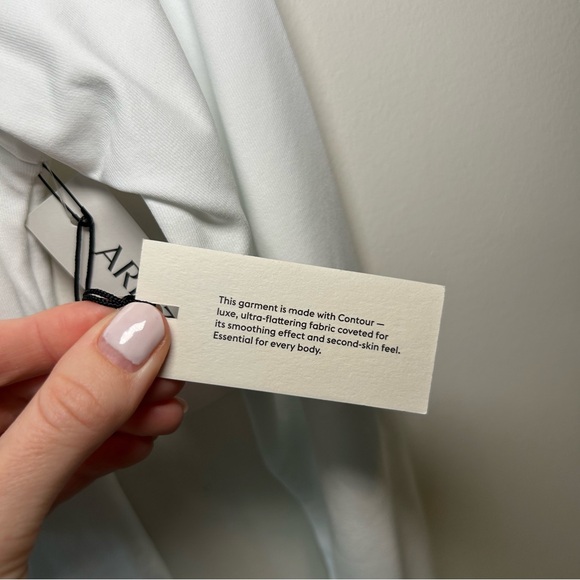 NWT New Aritzia Contour Off-shoulder Longsleeve Top White Size Small - Picture 6 of 9